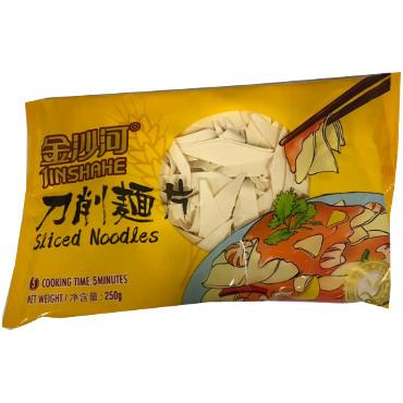 刀削面片<br>Sliced Noodle